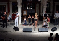 Za njihov osmijeh IX_9